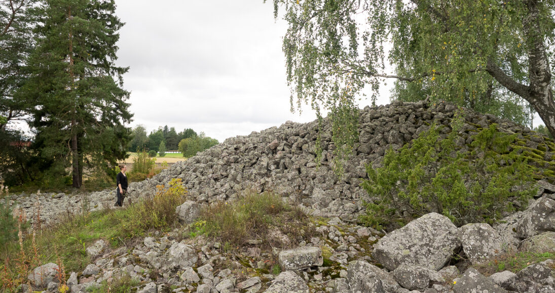kuninkaanhauta Paneliassa